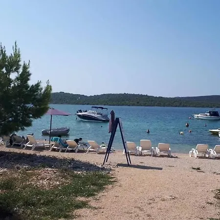 Camping * Pirovac